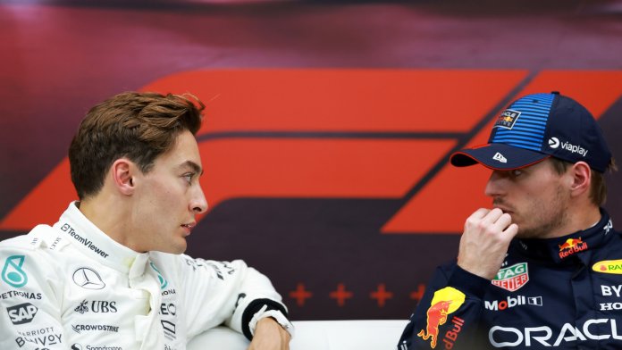 Max Verstappen beschimpft den "lügenden" George Russell und bekommt einen "Rüpel"-Schlag zurück