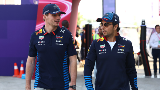 Max Verstappen difende il compagno di squadra Sergio Perez: "Non è un idiota".