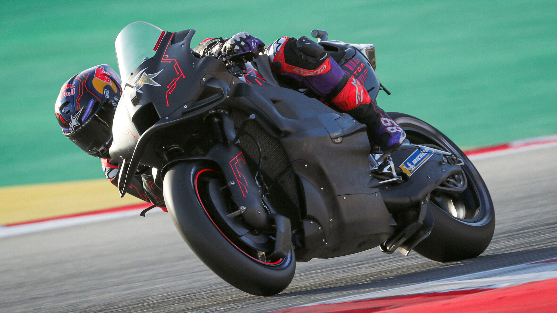 Jorge Martin prijst Aprilia's 2025 prototype verbeteringen