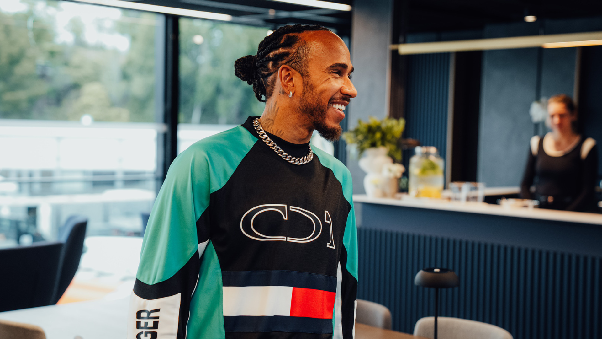 Lewis Hamilton wordt officieel Ferrari-coureur