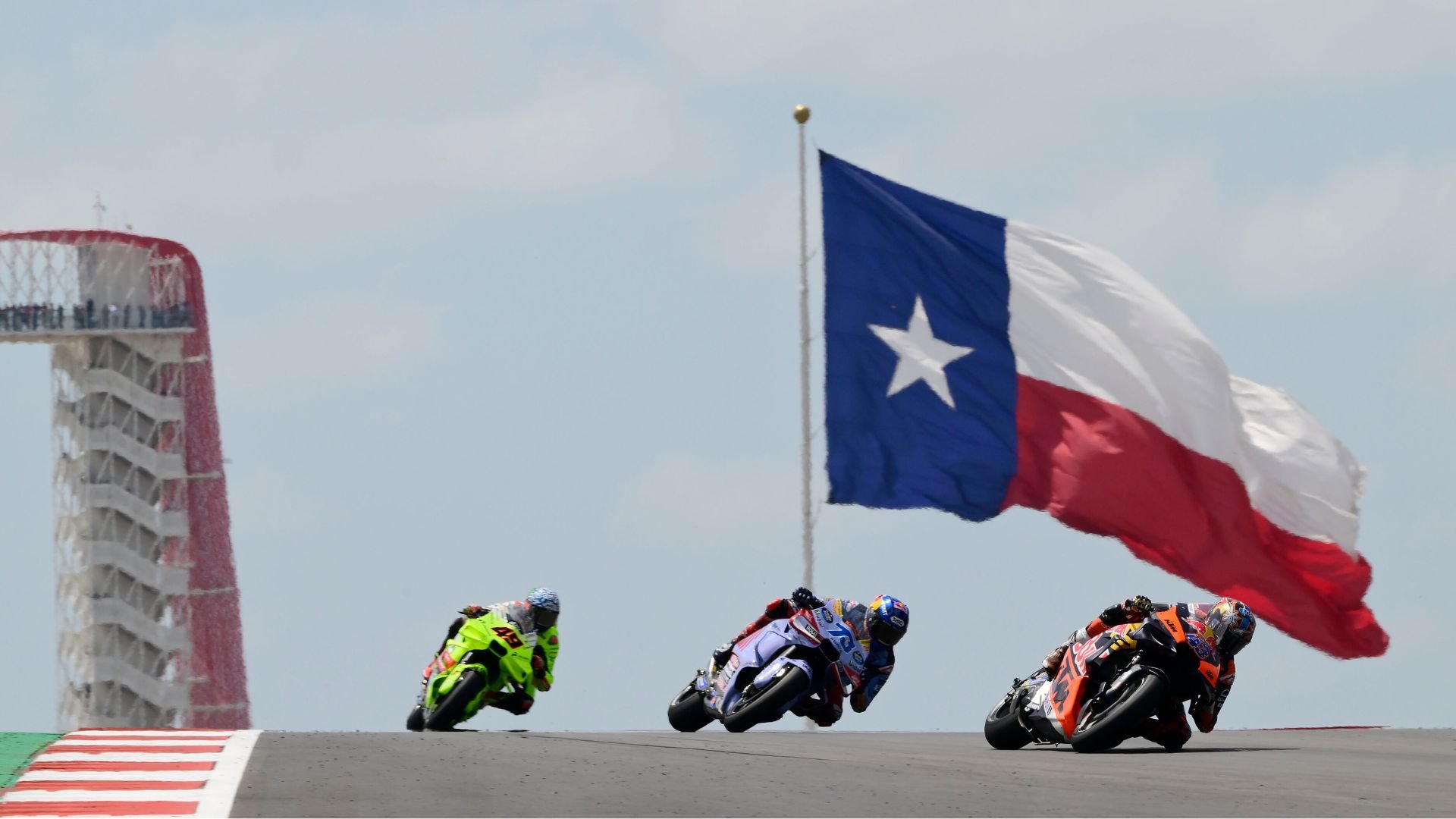 La poussée du MotoGP aux États-Unis : Le directeur général de Dorna confirme les progrès réalisés