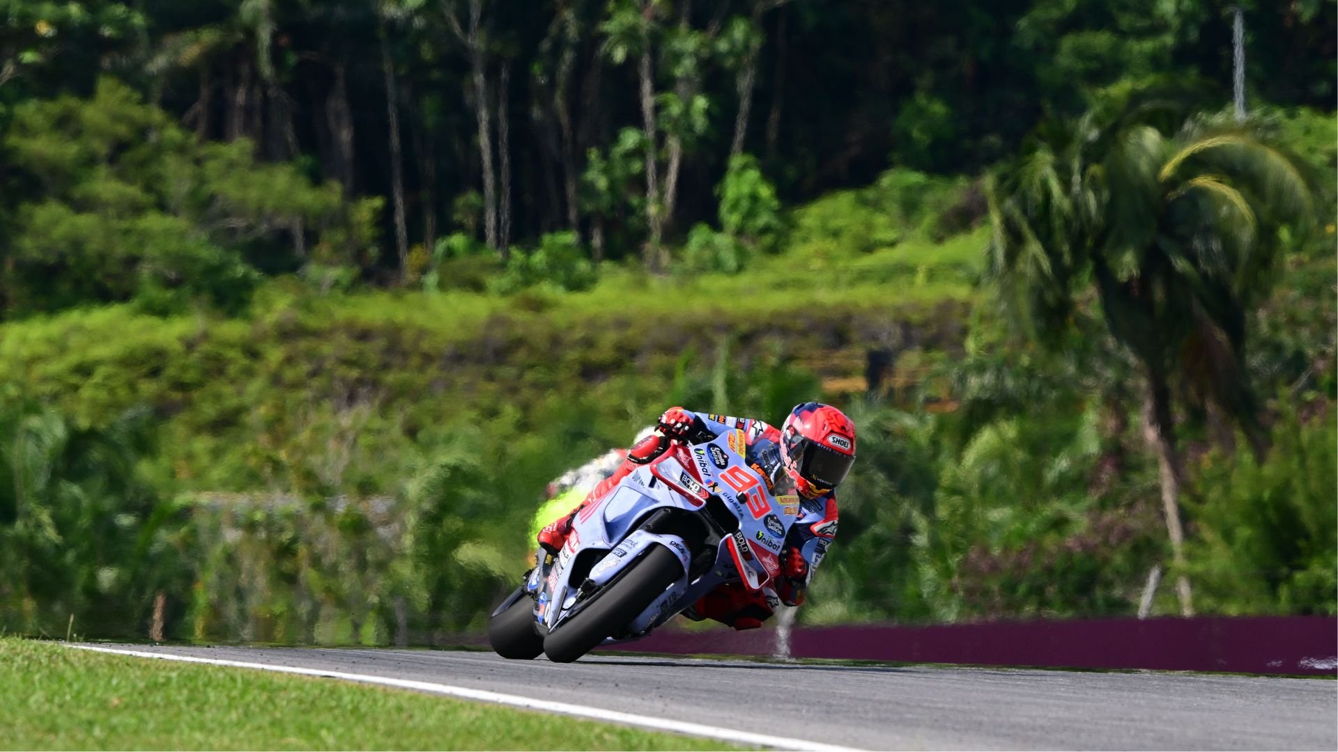 Cotygodniowy przegląd mediów społecznościowych: barwy Trackhouse, test Marqueza na Ducati i nie tylko