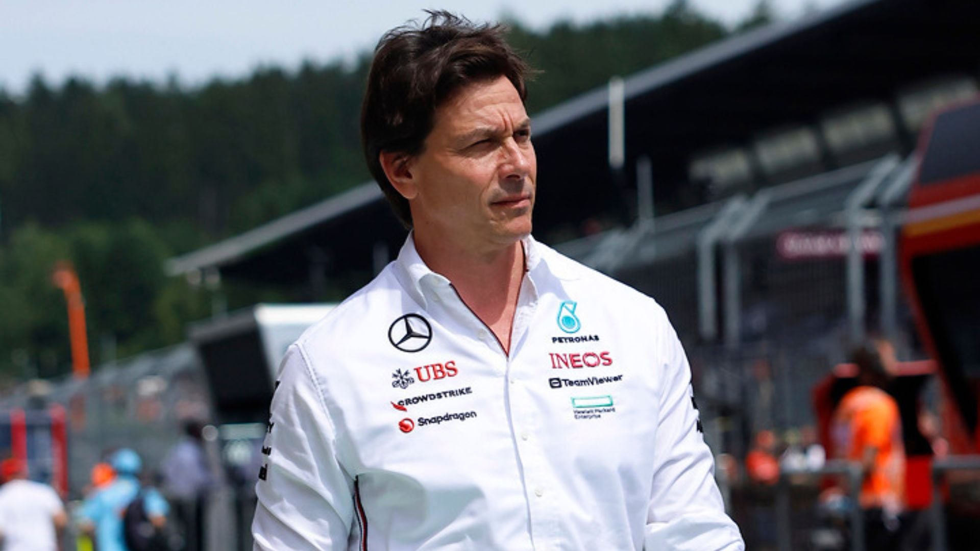 Toto Wolff nechce komentovat formu Mercedesu před začátkem sezóny