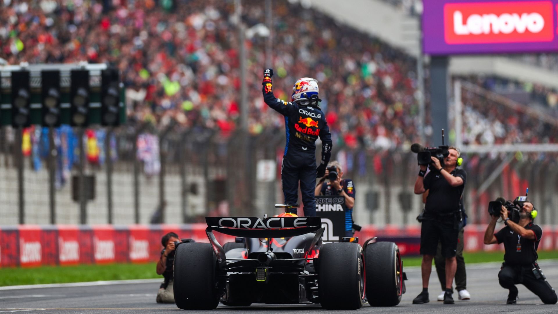 Max Verstappen domineerde de Grand Prix van China 2024