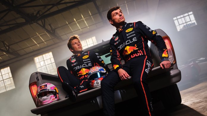 Erster Blick auf die Rennanzüge von Red Bull für 2025