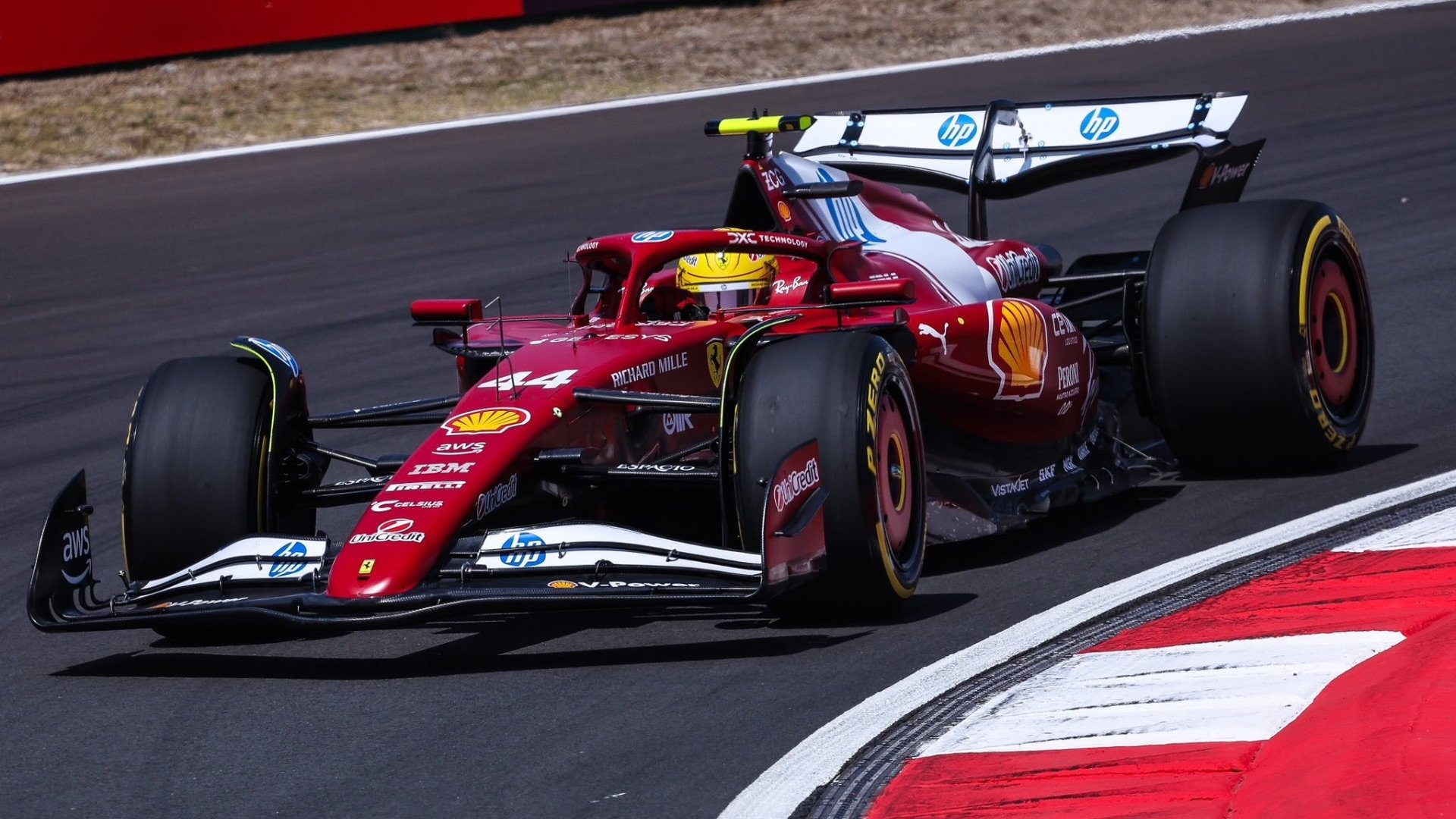 Lewis Hamilton décroche la pole position au sprint pour Ferrari en Chine