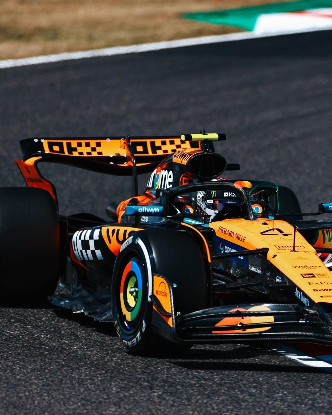 Lando Norris leads McLaren 1-2 in third Japanese GP practice | News.GP