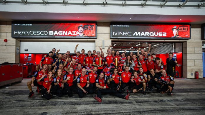 Szef Ducati, Dall'Igna, chwali Marqueza po zwycięstwie w Katarze, ale ostrzega, że muszą pozostać skoncentrowani.
