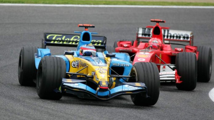 #ThrowbackThursday: El famoso duelo Alonso vs Schumacher en Imola en 2005
