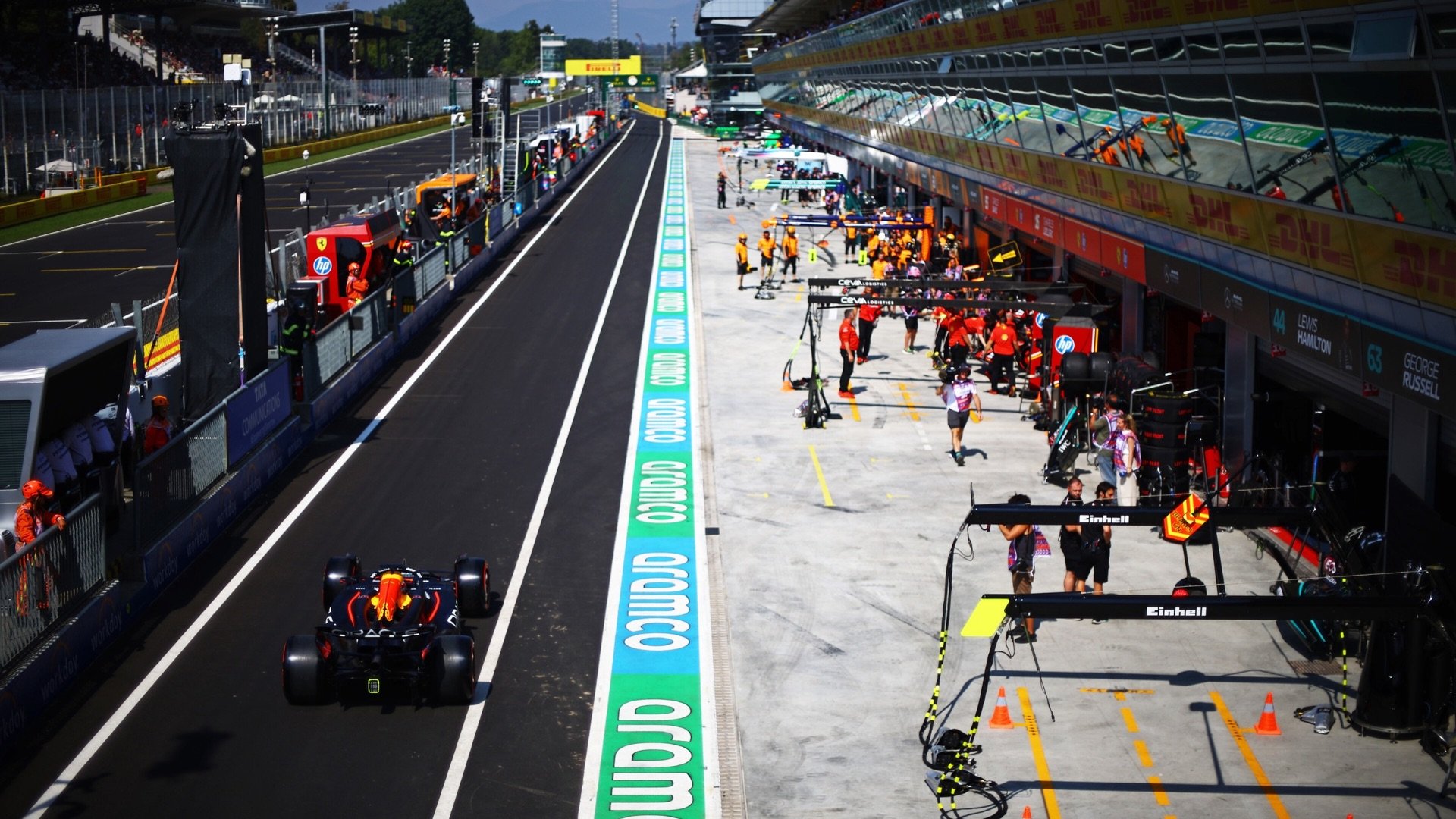 FIA looking into raising F1 pit lane speed limit
