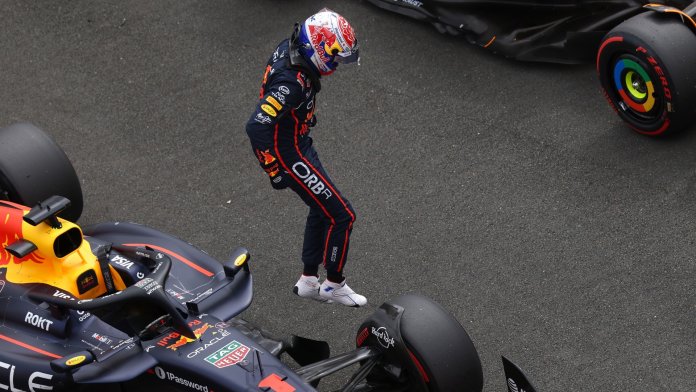 Max Verstappen fait trembler tout le monde en signant la pole position du GP de Grande-Bretagne