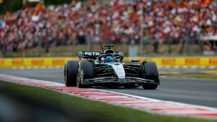 George Russell zpochybňuje vysvětlení Ferrari pro problémy Charlese Leclerca v Maďarsku