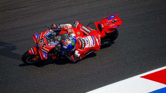 Francesco Bagnaia domine la première journée du Grand Prix du Japon