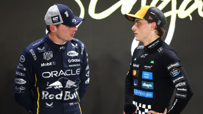 Bernie Ecclestone noemt Oscar Piastri de beste coureur na Max Verstappen