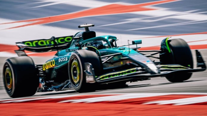 Lance Stroll dostal penalizaci pěti míst na startovním roštu VC USA