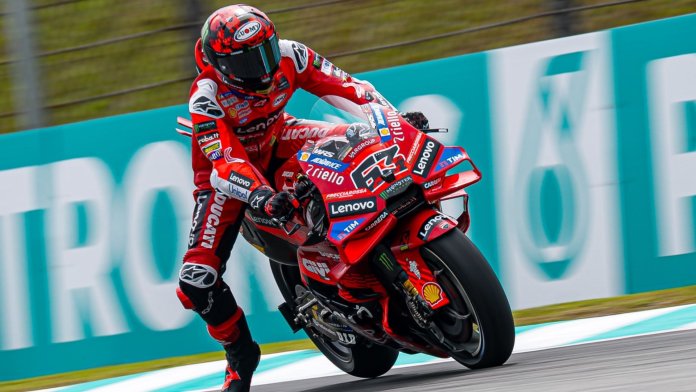 Francesco Bagnaia takes pole position for the Malaysian Grand Prix