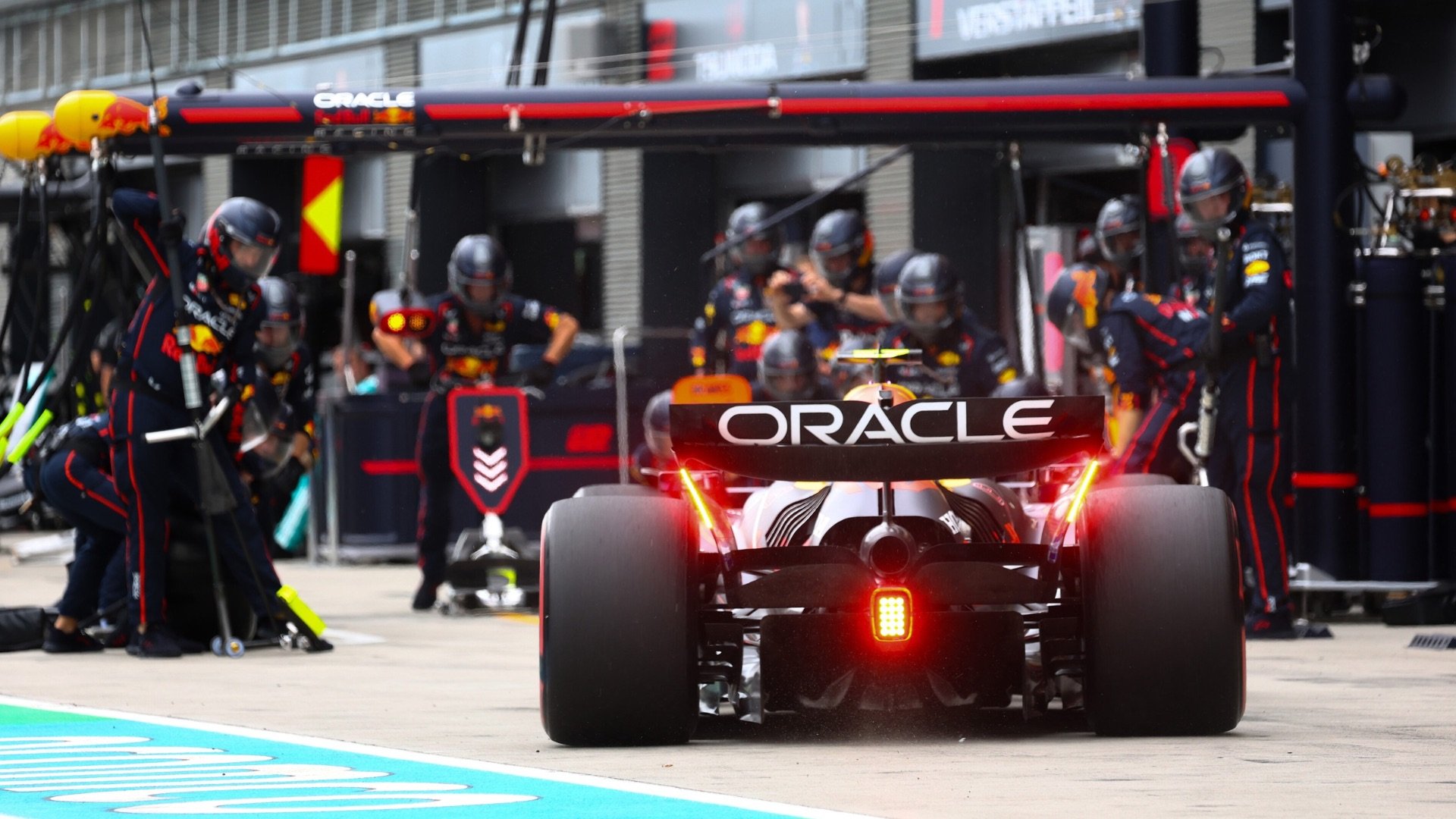 Formel 1 debattiert über die Einführung von obligatorischen Zwei-Stopp-Rennen