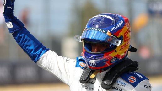 Sainz no atiende a los medios en São Paulo por enfermedad