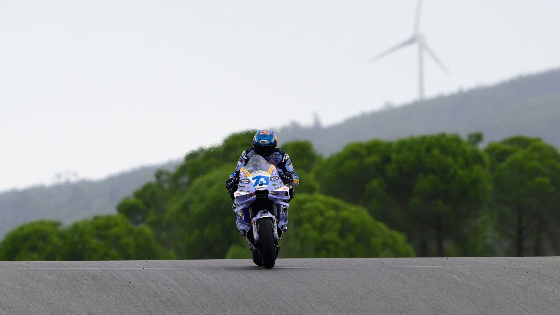 Alex Márquez, el más rápido en los entrenamientos vespertinos del GP de Portugal