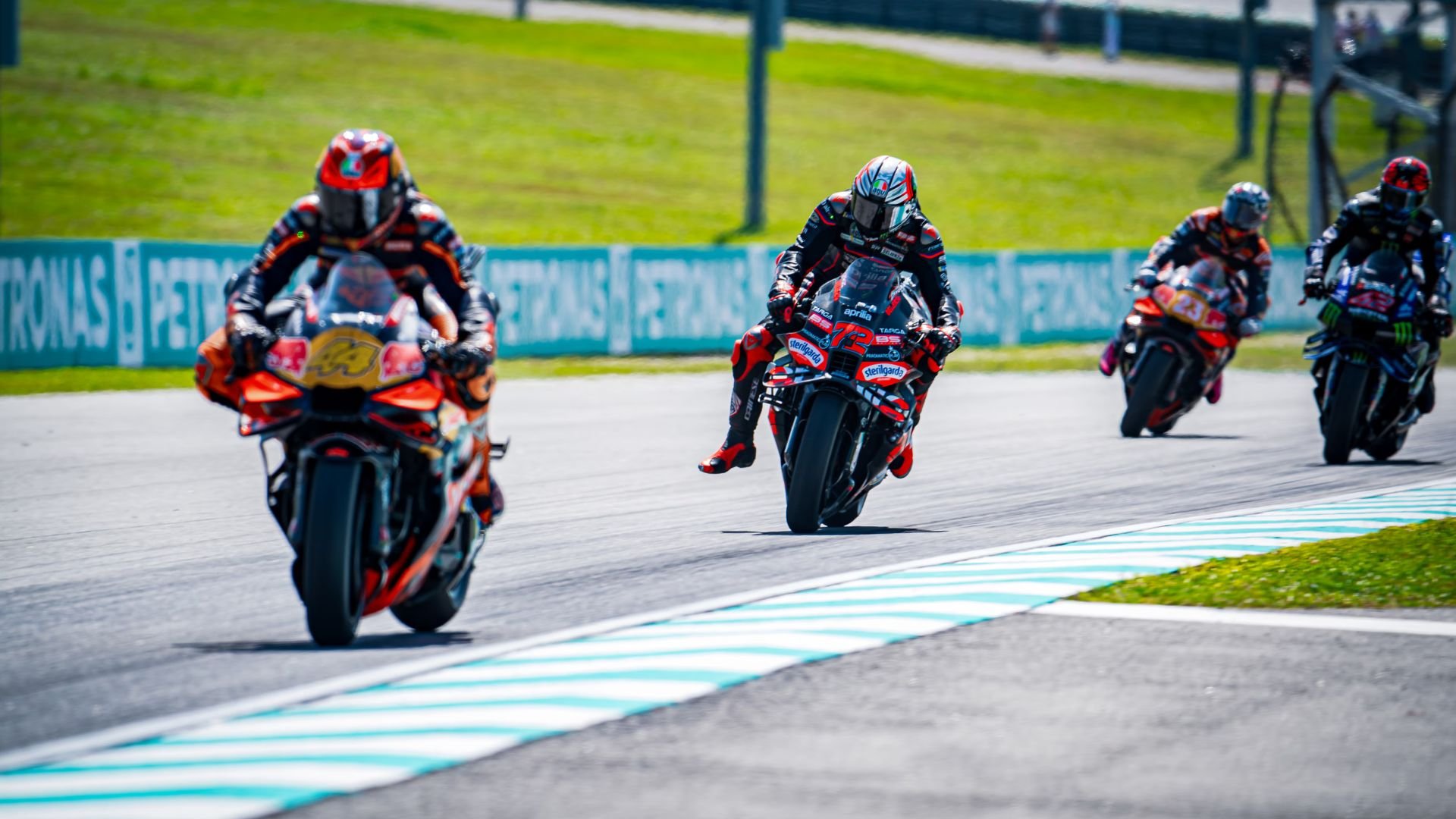 Marco Bezzecchi získal pole position pro Velkou cenu Portugalska