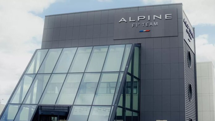Fabbrica alpina colpita da una misteriosa effrazione: i ladri non rubano nulla