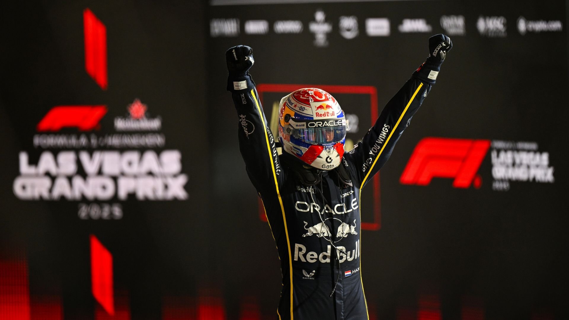 Max Verstappen wins the Las Vegas Grand Prix as Lando Norris pays for early mistake