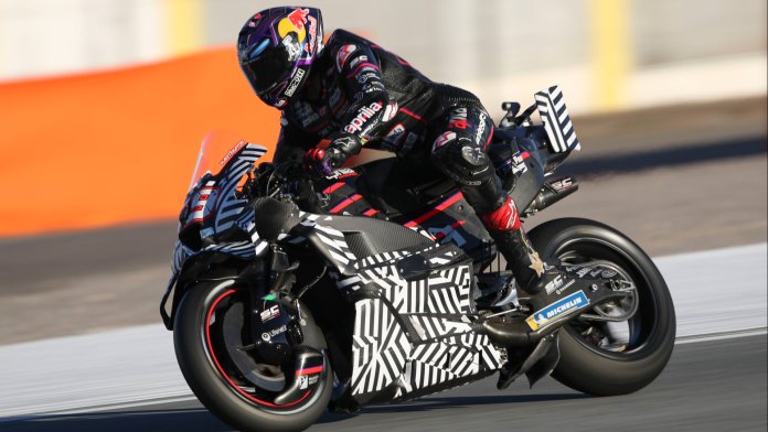 Aprilia přesouvá pozornost na nový motocykl MotoGP s 850 ccm pro rok 2027