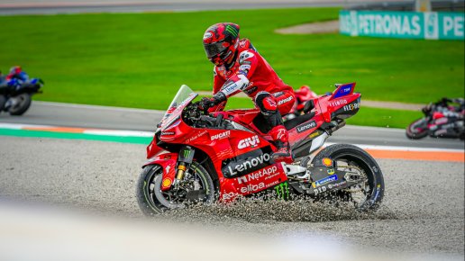 Jorge Lorenzo advises Bagnaia to see a sports psychologist