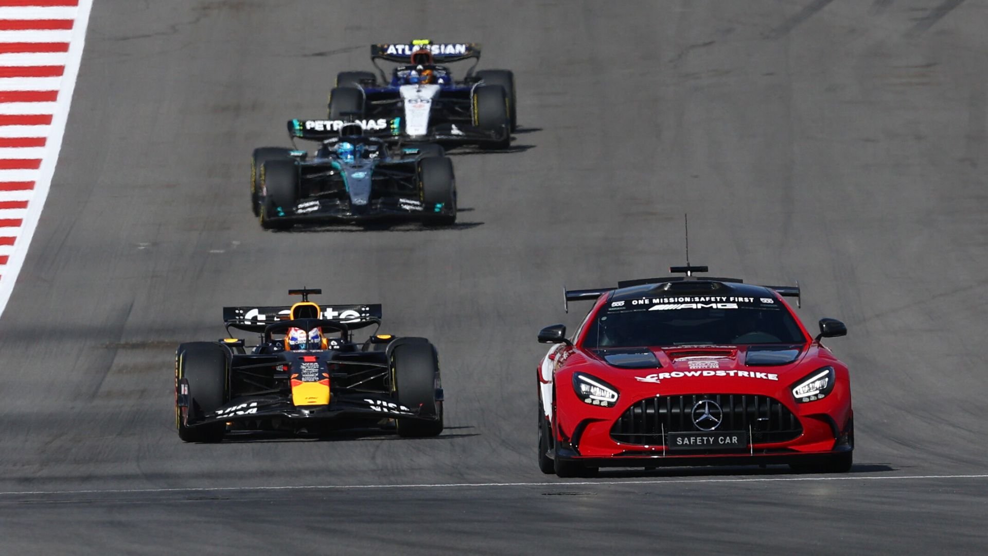 Mercedes officially confirmed as full-time F1 safety and medical car supplier for 2026