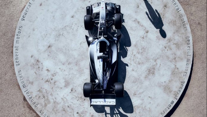 Galerie: Zbarvení monopostu Cadillac F1