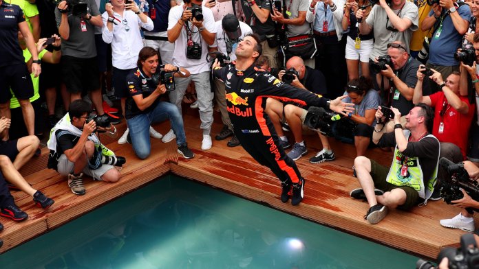 F1-coureurs en -teams brengen hulde aan 'unieke' Daniel Ricciardo