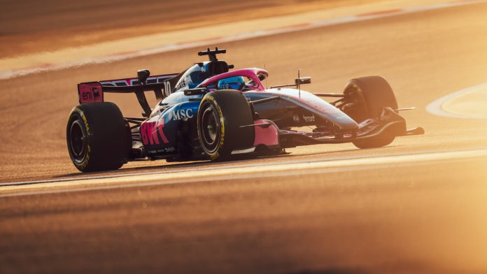 Russell najszybszy w pierwszym dniu drugiego testu F1 w Bahrajnie