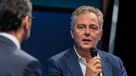 Pirelli confirm Isola exit