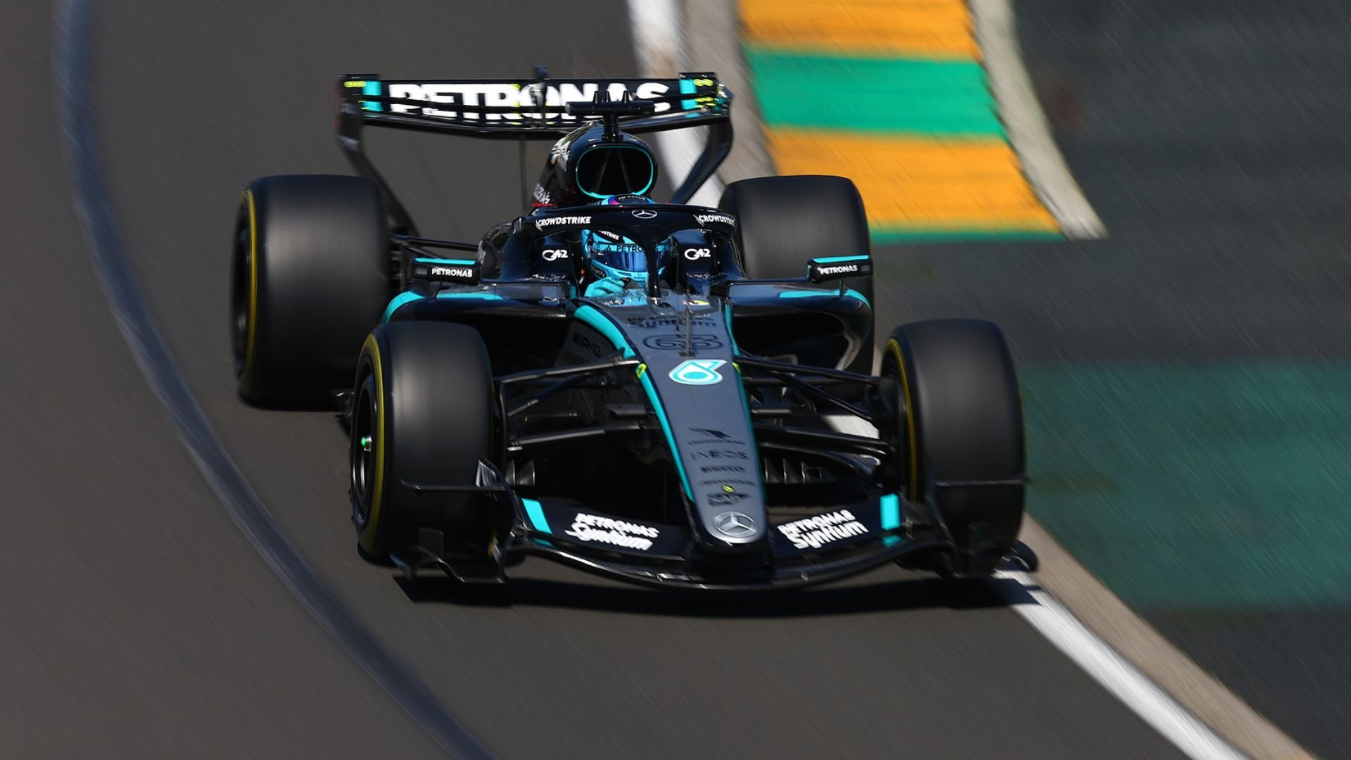 George Russell Schnellster im FP3, Kimi Antonelli stürzt in Australien schwer