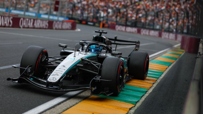George Russell leidt Mercedes 1-2 in seizoensopener Grand Prix van Australië