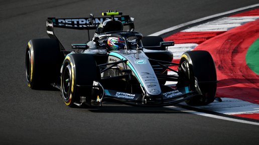 Antonelli wurde der jüngste Pole-Sitter, da Russell im chinesischen Qualifying mit technischen Problemen zu kämpfen hatte