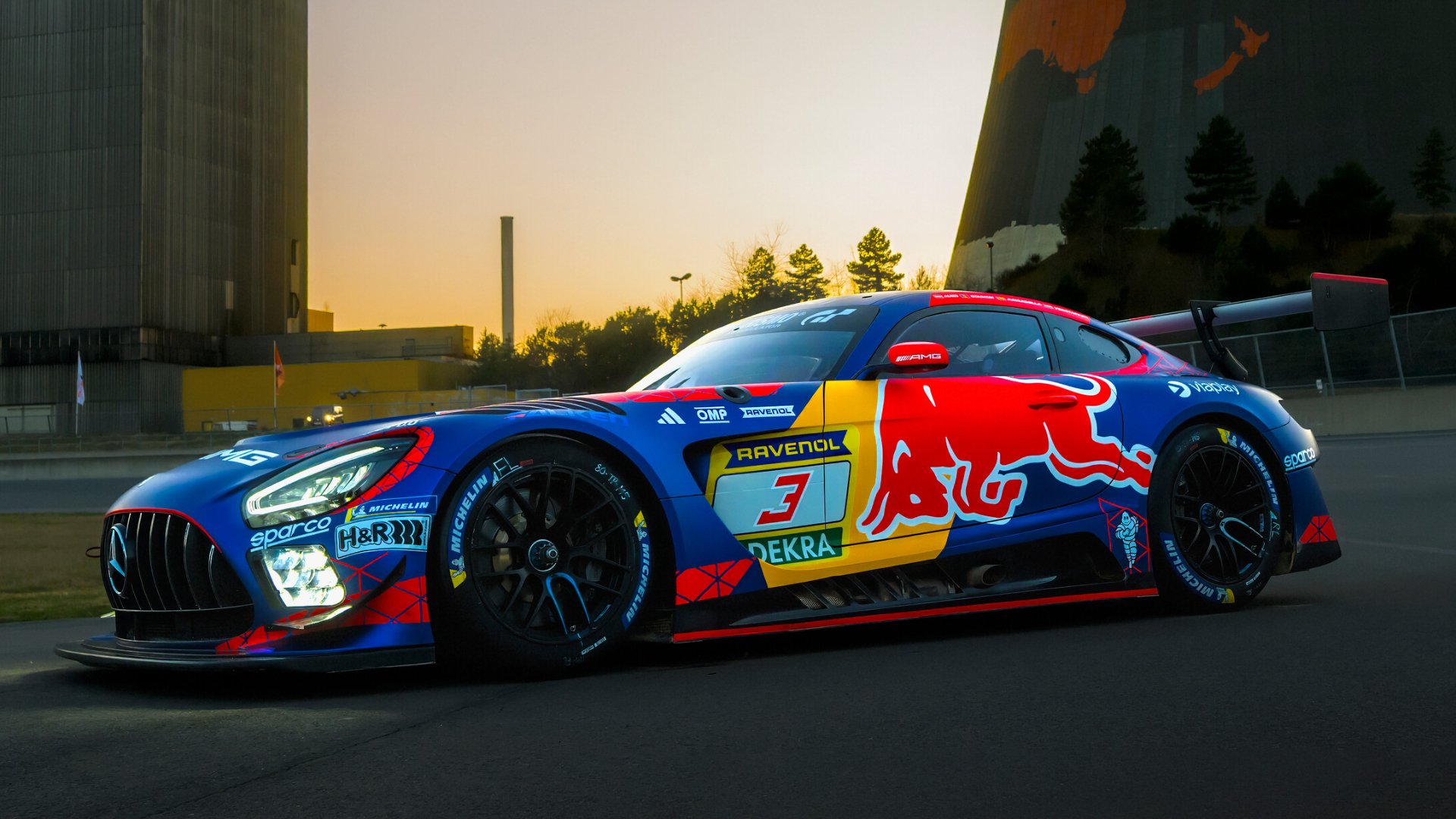 Verstappen torna al Nürburgring in preparazione della sfida della 24 Ore