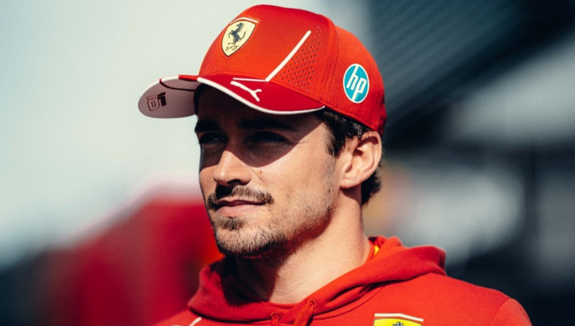 "Mám pocit, že se zlepšuju závod od závodu," říká o své sezoně Charles Leclerc