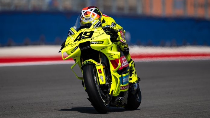 Fabio Di Giannantonio zdobywa pole position i nowy rekord okrążenia na COTA