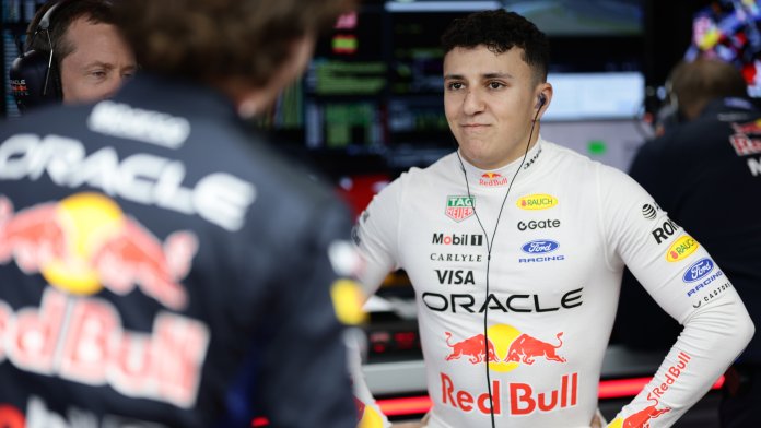 Red Bull e Racing Bulls iniziano i test di pneumatici Pirelli a Suzuka