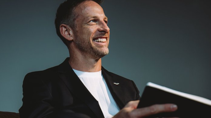 Jenson Button dementiert Gerüchte um die Nachfolge von Martin Brundle bei Sky Sports F1
