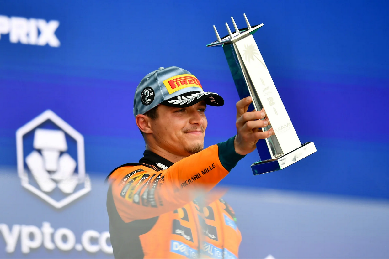 Norris says there are no excuses for McLaren after losing out on victory in Miami