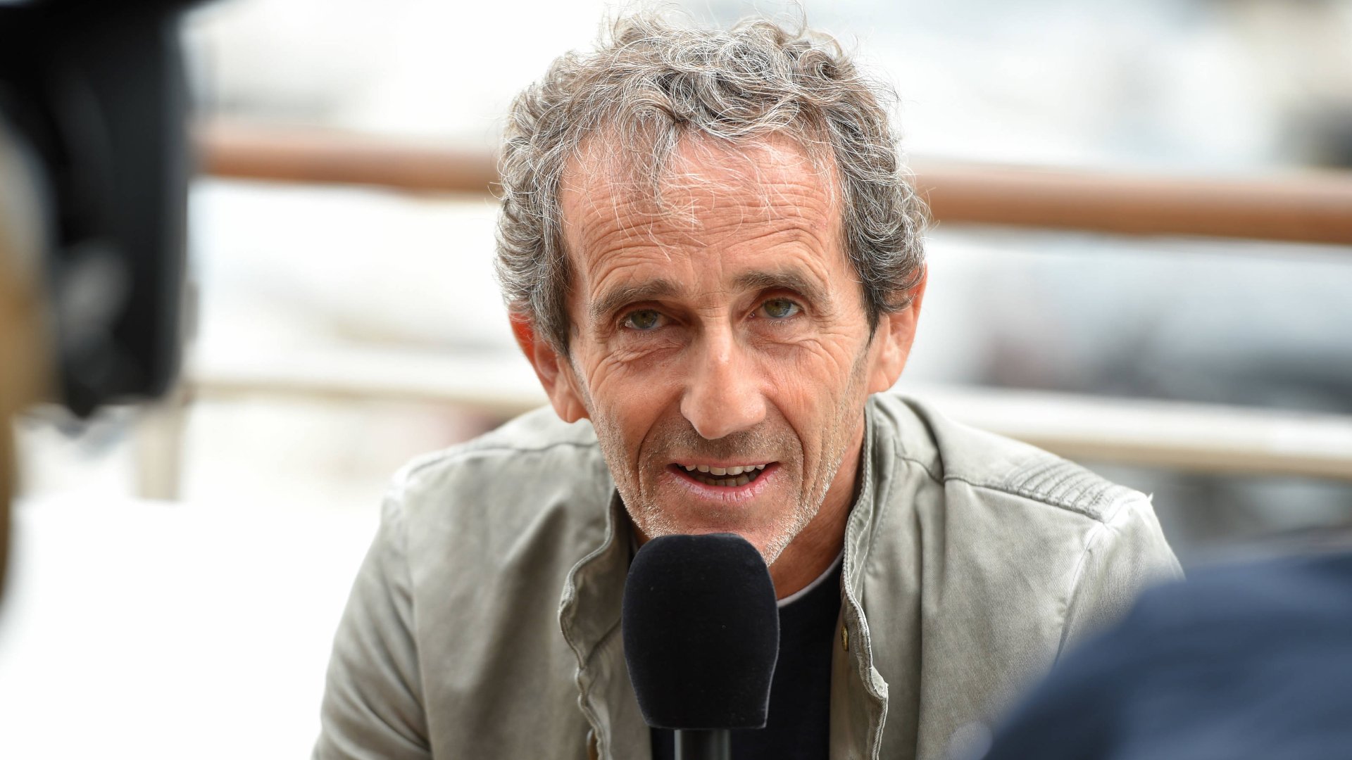 Alain Prost sarebbe rimasto ferito durante una violenta rapina in casa in Svizzera