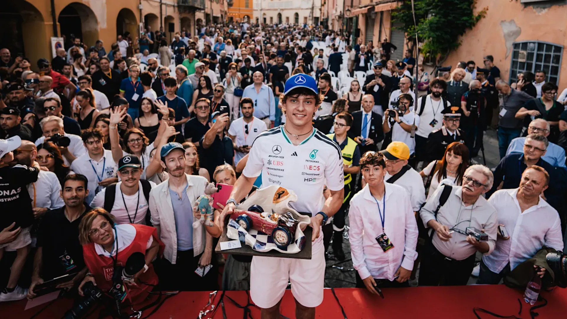 Kimi Antonelli uhonorowany nagrodą Trofeo Bandini