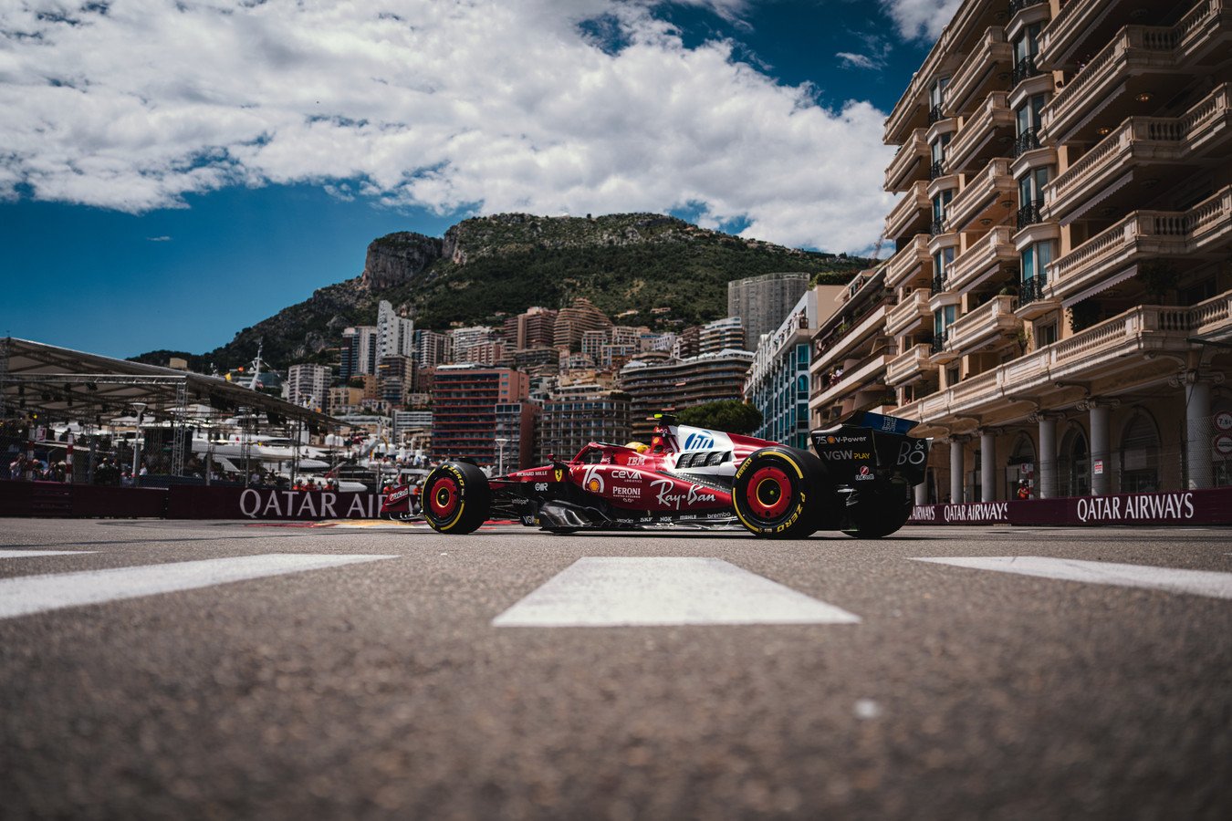 Hamilton wins second Free Practice with Leclerc behind