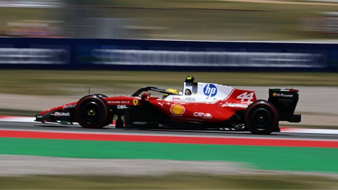 Lewis Hamilton zet een slimme strategie om in de eerste overwinning voor Ferrari in Barcelona