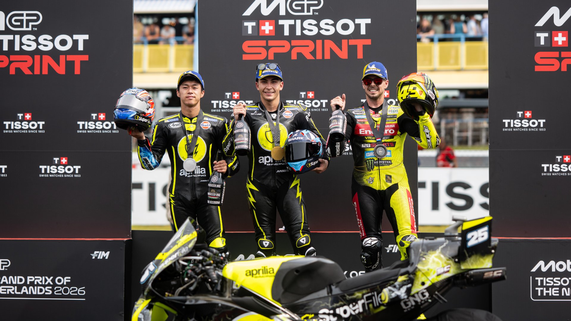 Warum das Aprilia-Werksteam in Assen nicht mit Trackhouse mithalten konnte