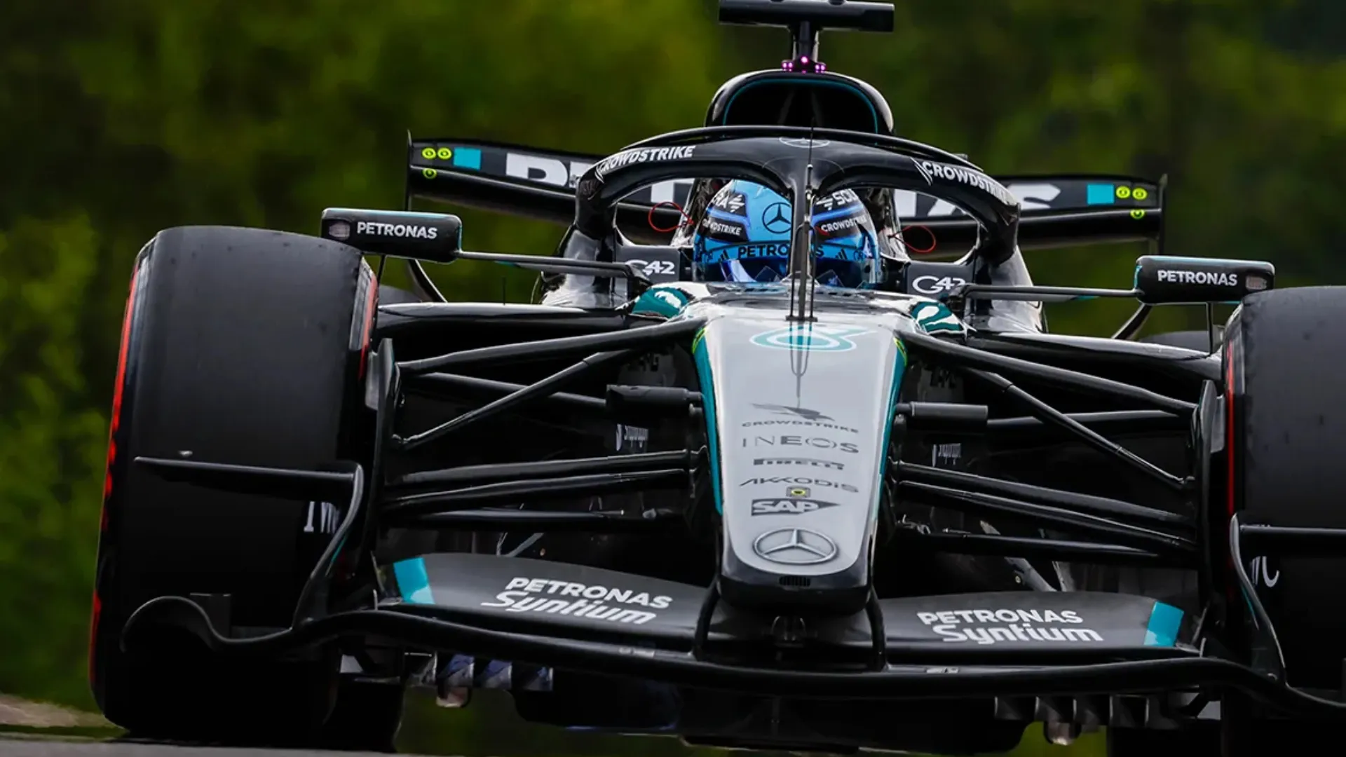 Russell po předčasném odstoupení ve Spa: Takhle to nestačí