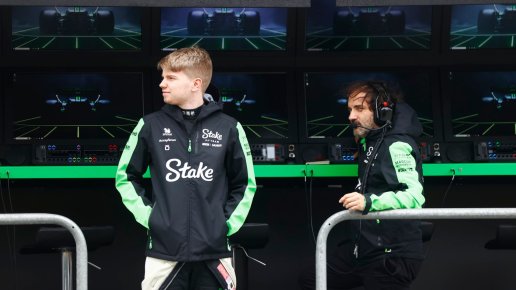 Robert Shwarzman dostal trest na startovním roštu, přestože nemá naplánovaný debutovat v F1