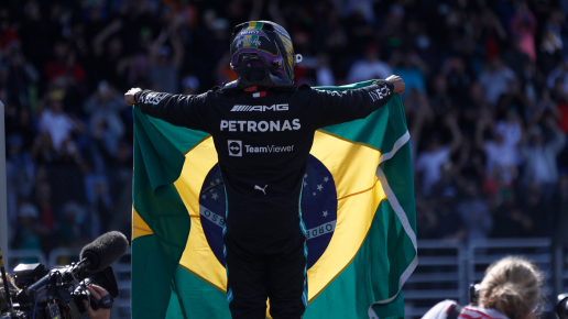 Lewis Hamilton zasiądzie za kierownicą zwycięskiego McLarena Ayrtona Senny z 1990 roku podczas GP Brazylii